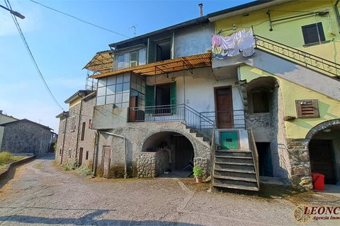 Villa i Filattiera, Massa and Carrara, Filattiera - € 40.000 | Ref: A301 - foto 1