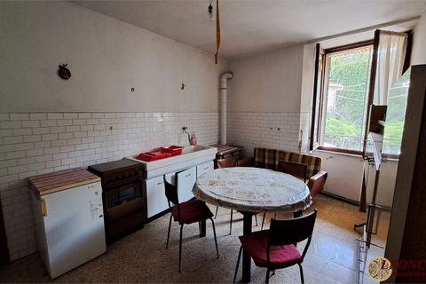 Villa i Filattiera, Massa and Carrara, Filattiera - € 40.000 | Ref: A301 - foto 8