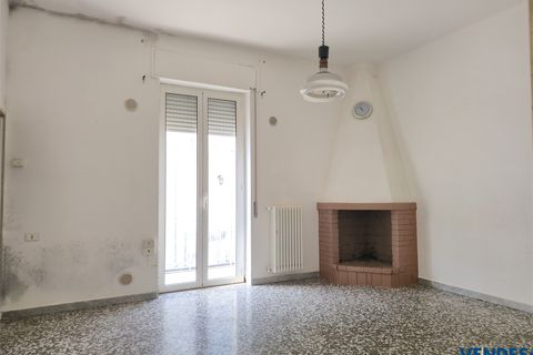 Villa a Adelfia, Bari, Adelfia - € 40.000 | Ref: M239 - foto 2