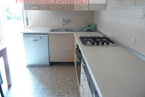 Villa a Verona, Verona, Verona - € 370/mes | Ref: 409 - foto 2