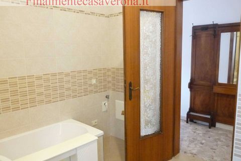 Villa a Verona, Verona, Verona - € 370/mes | Ref: 409 - foto 11