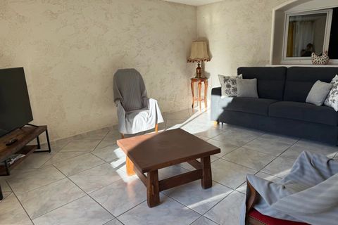 Apartament a Auriol, Bouches-du-Rhone, Auriol - € 1.200/mes | Ref: 86337979 - foto 5