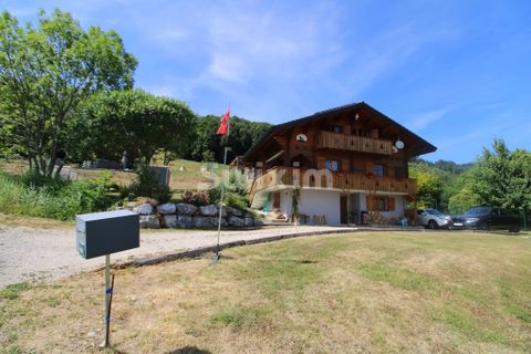 Wooden chalet in Habère-Lullin, Haute-Savoie - photo 1