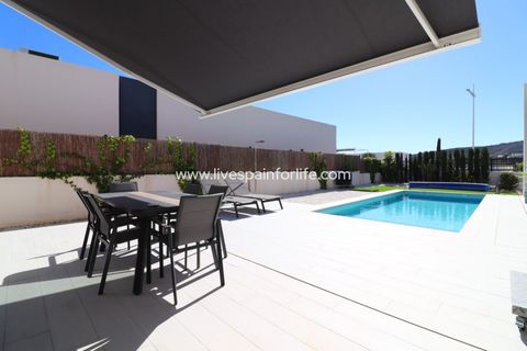 Villa a Algorfa, Alicante, Algorfa - € 619.950 | Ref: VRE-67429 - foto 25