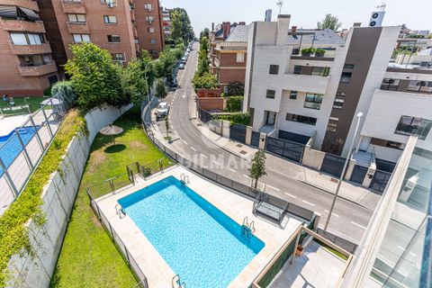 Stadthaus in Madrid, Madrid, Madrid - € 1.690.000 | Ref: 223003 - Foto 2