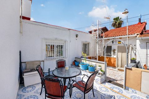 Landsbyhus i Torrevieja, Alicante, Torrevieja - € 96.000 | Ref: JHN0866E - foto 1