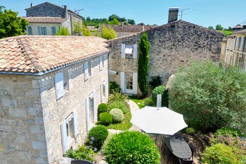 Rækkehus i Fronsac, Gironde, Fronsac - € 399.000 | Ref: 9819A - foto 1