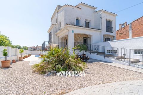 Villa i Empuriabrava, Gerona, Empuriabrava - € 869.000 | Ref: 4359 - foto 12