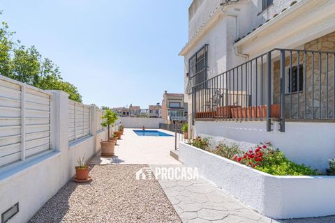 Villa i Empuriabrava, Gerona, Empuriabrava - € 869.000 | Ref: 4359 - foto 14