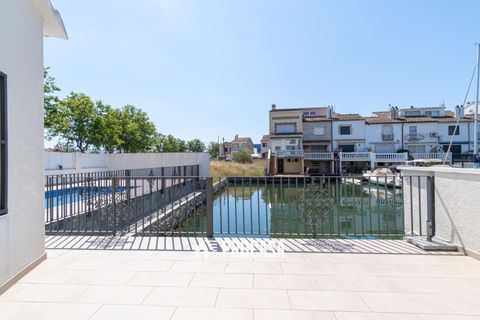 Villa i Empuriabrava, Gerona, Empuriabrava - € 869.000 | Ref: 4359 - foto 32