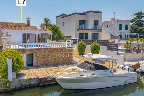 Villa i Empuriabrava, Gerona, Empuriabrava - € 995.000 | Ref: CBR70603 - foto 1