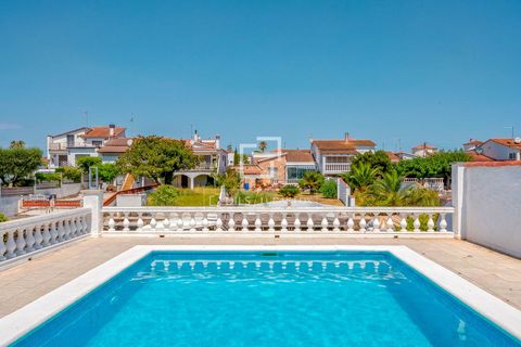 Villa i Empuriabrava, Gerona, Empuriabrava - € 995.000 | Ref: CBR70603 - foto 4