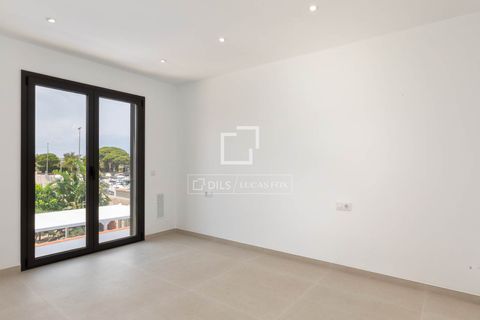 Villa i Empuriabrava, Gerona, Empuriabrava - € 739.000 | Ref: CBR70608 - foto 12