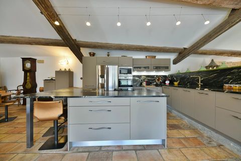 Villa en Uzes, Gard, Uzes - € 750.000 | Ref: HH-16233133 - photo 5