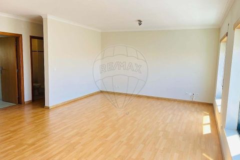 Apartament a Amadora, Lisbon, Amadora - € 1.500/mes | Ref: VA-125501026-167 - foto 4