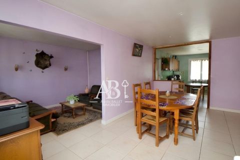 Villa i Mirambeau, Charente-Maritime, Mirambeau - € 138 000 | Ref: fr042160 - foto 3