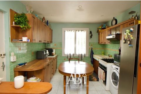 Villa i Mirambeau, Charente-Maritime, Mirambeau - € 138 000 | Ref: fr042160 - foto 5