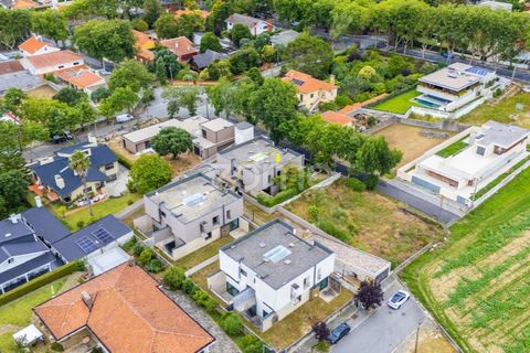 Villa i Arcozelo, Porto, Arcozelo - € 795.000 | Ref: ZMPT589618 - foto 15