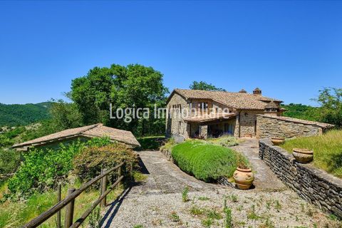 Farm hus i Montone, Perugia, Montone - € 1.100.000 | Ref: CA634 - foto 2