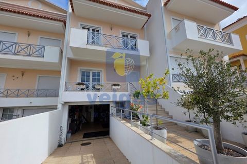 Villa i Caldas da Rainha, Leiria, Caldas da Rainha - € 450.000 | Ref: CAL-217127 - foto 1