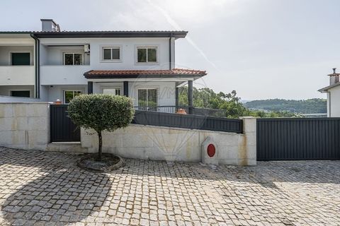 Villa en Longos, Braga, Longos - € 399.900 | Ref: 123331090-118 - photo 27