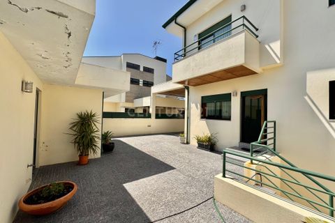 Villa i Maia, Porto, Maia - € 675.000 | Ref: C0487-00070 - foto 44