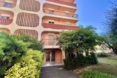 Apartament a Grasse, Alpes-Maritimes, Grasse - € 1.030/mes | Ref: 83282164 - foto 3