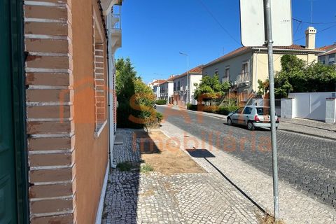 Villa i Entroncamento, Santarem, Entroncamento - € 420.000 | Ref: SAFTI:008414 - foto 1