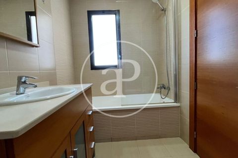 Apartment in Elche, Alicante, Elche - € 1,800/month | Ref: AV2607065 - photo 12