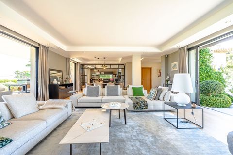 Villa en Sainte-Maxime, Var, Sainte-Maxime - € 5.690.000 | Ref: HH-16231616 - photo 13