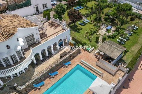 Villa a Estepona, Malaga, Estepona - € 1.450.000 | Ref: R5061076 - foto 2