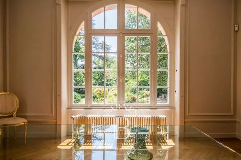 Villa in Caussade, Tarn-et-Garonne, Caussade - € 750.000 | Ref: T616 - foto 4