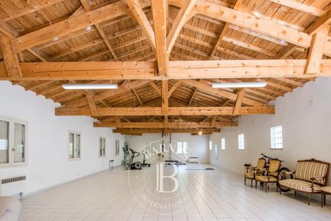 Villa in Caussade, Tarn-et-Garonne, Caussade - € 750.000 | Ref: T616 - foto 15