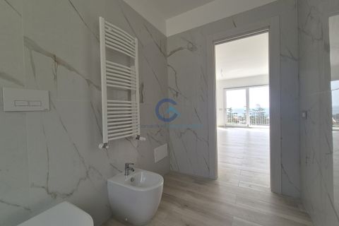 Apartament a Catanzaro, Catanzaro, Catanzaro - € 600/mes | Ref: CZ01-AN364 - foto 9