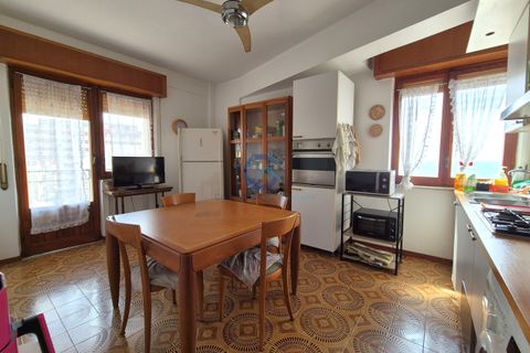 Apartament a Catanzaro, Catanzaro, Catanzaro - € 2.400/mes | Ref: CZ01-CV1885 - foto 2