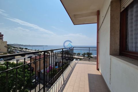 Apartament a Catanzaro, Catanzaro, Catanzaro - € 2.400/mes | Ref: CZ01-CV1885 - foto 3