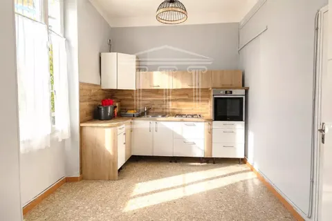 Byhus i Sorgues, Vaucluse, Sorgues - € 200.000 | Ref: 8576 - foto 3