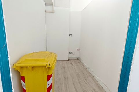 Erhvervsejendom i Taranto, Taranto, Taranto - € 115.000 | Ref: 11501 - foto 14