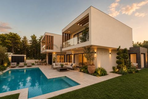 Villa em Amora, Setubal, Amora - € 1.750.000 | Ref: 10895 C - foto 1