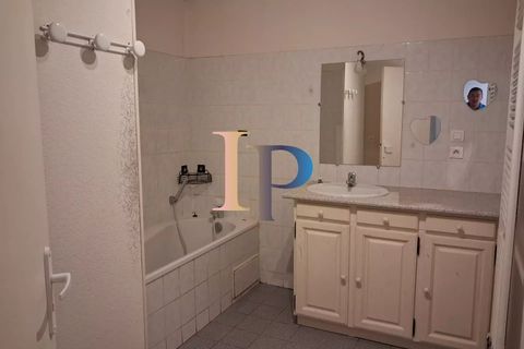 Villa a Coutouvre, Loire, Coutouvre - € 137.000 | Ref: 42IPD4606 - foto 8