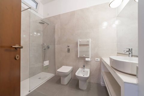 Apartament a Milan, Milan, Milan - € 2.100/mes | Ref: 50969 - foto 18