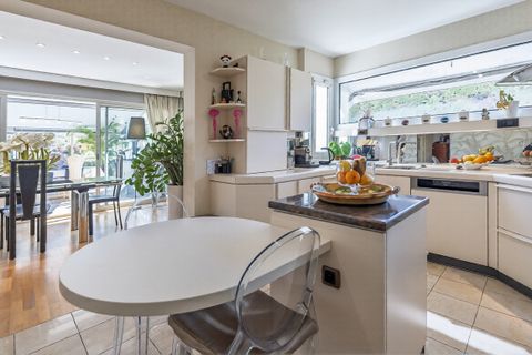 Villa a Bouc-Bel-Air, Bouches-du-Rhone, Bouc-Bel-Air - € 1.145.000 | Ref: HH-16235317 - foto 10
