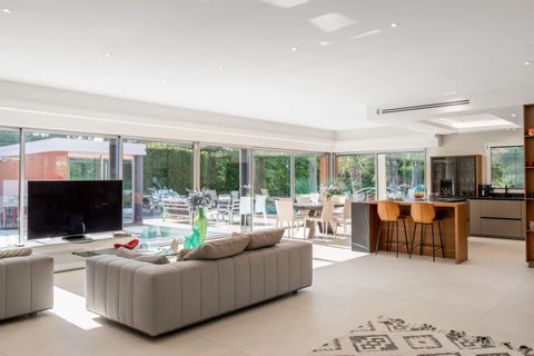 Villa a Mougins, Alpes-Maritimes, Mougins - € 2.220.000 | Ref: HH-16234783 - foto 12