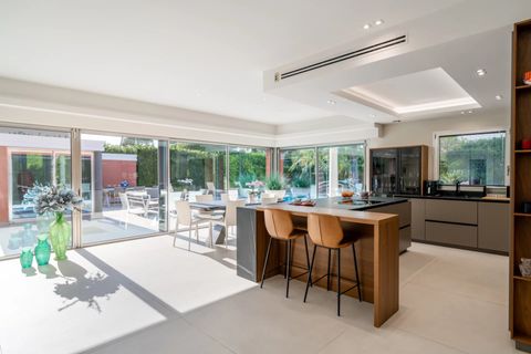 Villa a Mougins, Alpes-Maritimes, Mougins - € 2.220.000 | Ref: HH-16234783 - foto 27