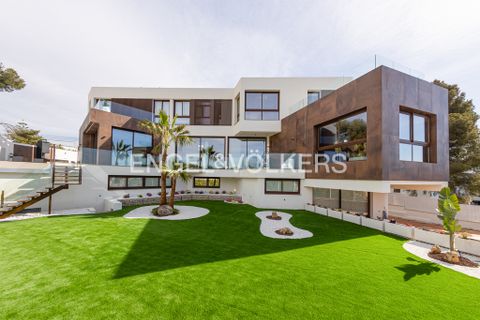 Villa i Benidorm, Alicante, Benidorm - € 2.825.000 | Ref: W-02UV0D - foto 1