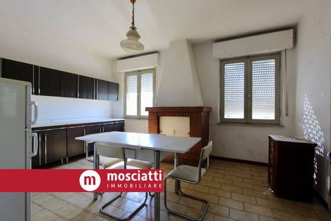 Villa a Matelica, Macerata, Matelica - € 128.000 | Ref: 1381 - foto 12