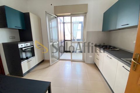 Apartament a Caserta, Caserta, Caserta - € 900/mes | Ref: AF140 - foto 14