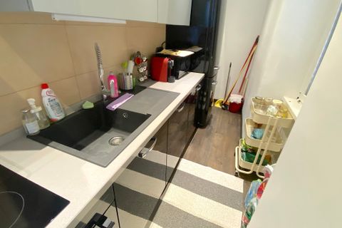 Apartament a Rome, Rome, Rome - € 1.500/mes | Ref: A0752 - foto 9