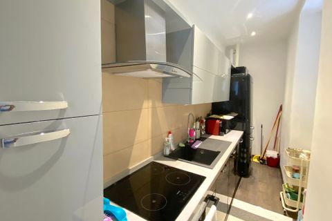 Apartament a Rome, Rome, Rome - € 1.500/mes | Ref: A0752 - foto 12