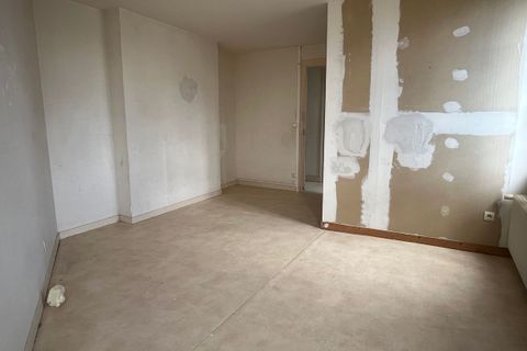 Villa a Château-Renault, Indre-et-Loire, Château-Renault - € 110.000 | Ref: 10260001_ce - foto 16